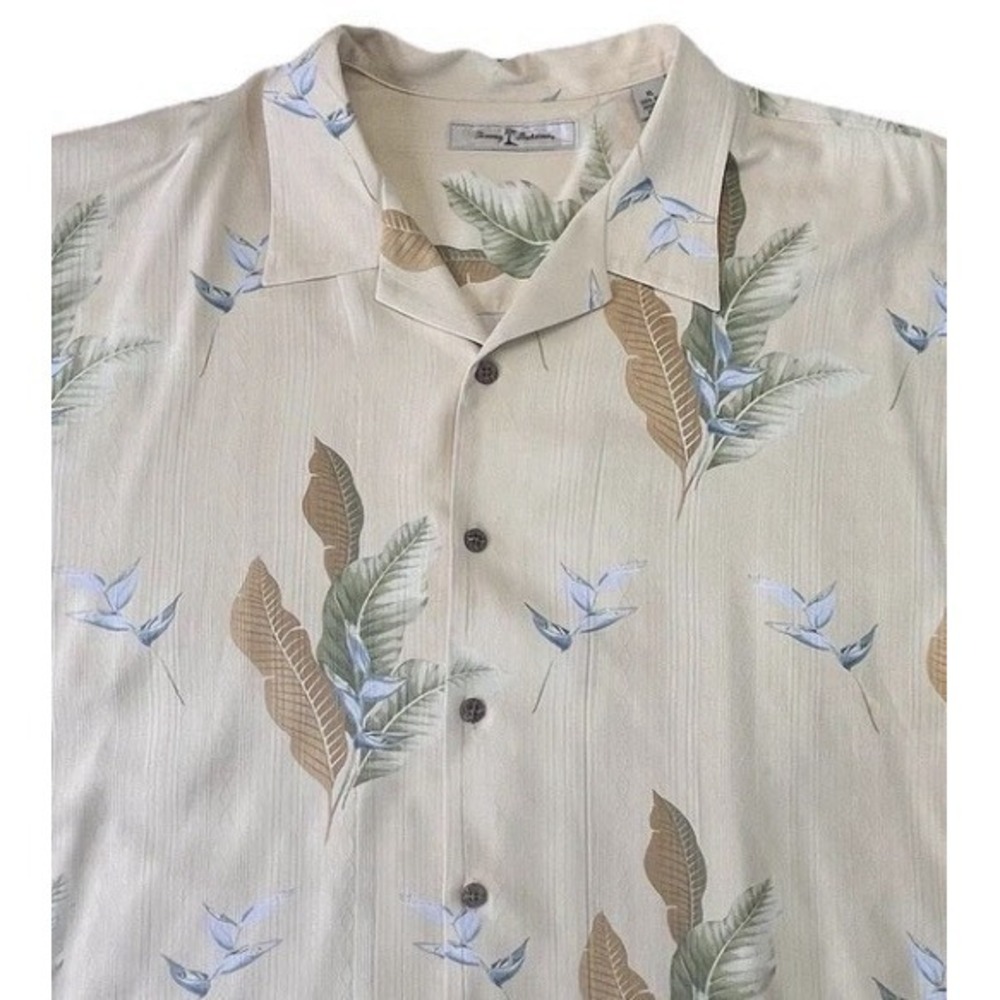 Tommy Bahama Shirt Mens XL Yellow 100% Silk Hawaiian Floral Camp Button Front